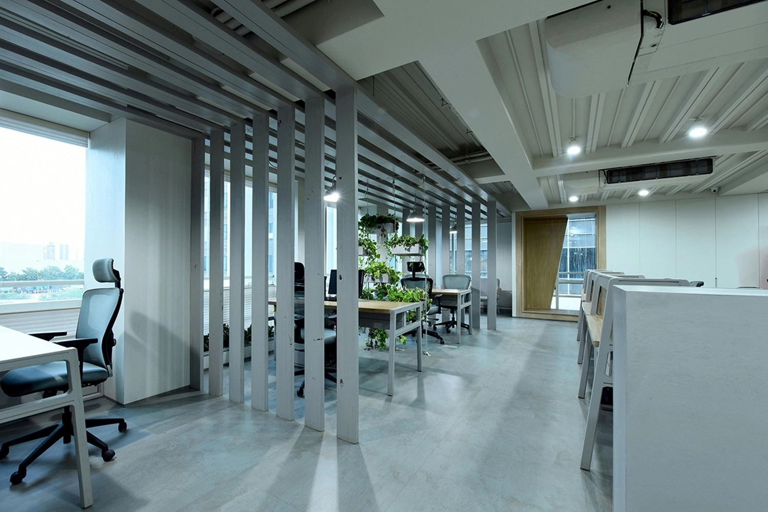 Orange Interiors Reveals 21 Trending Office Interior Design Ideas for Chennai Businesses