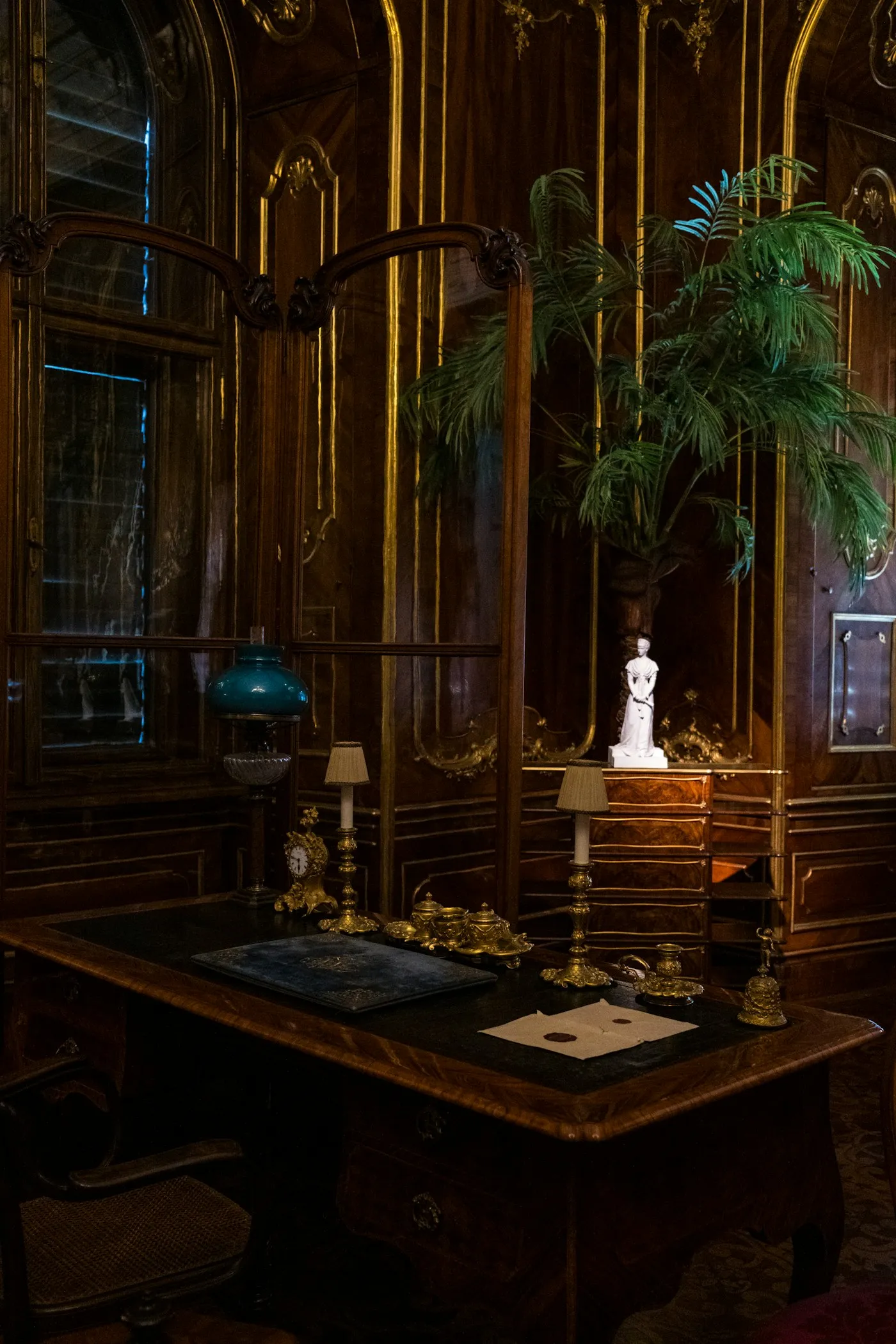 Outdated Interiors