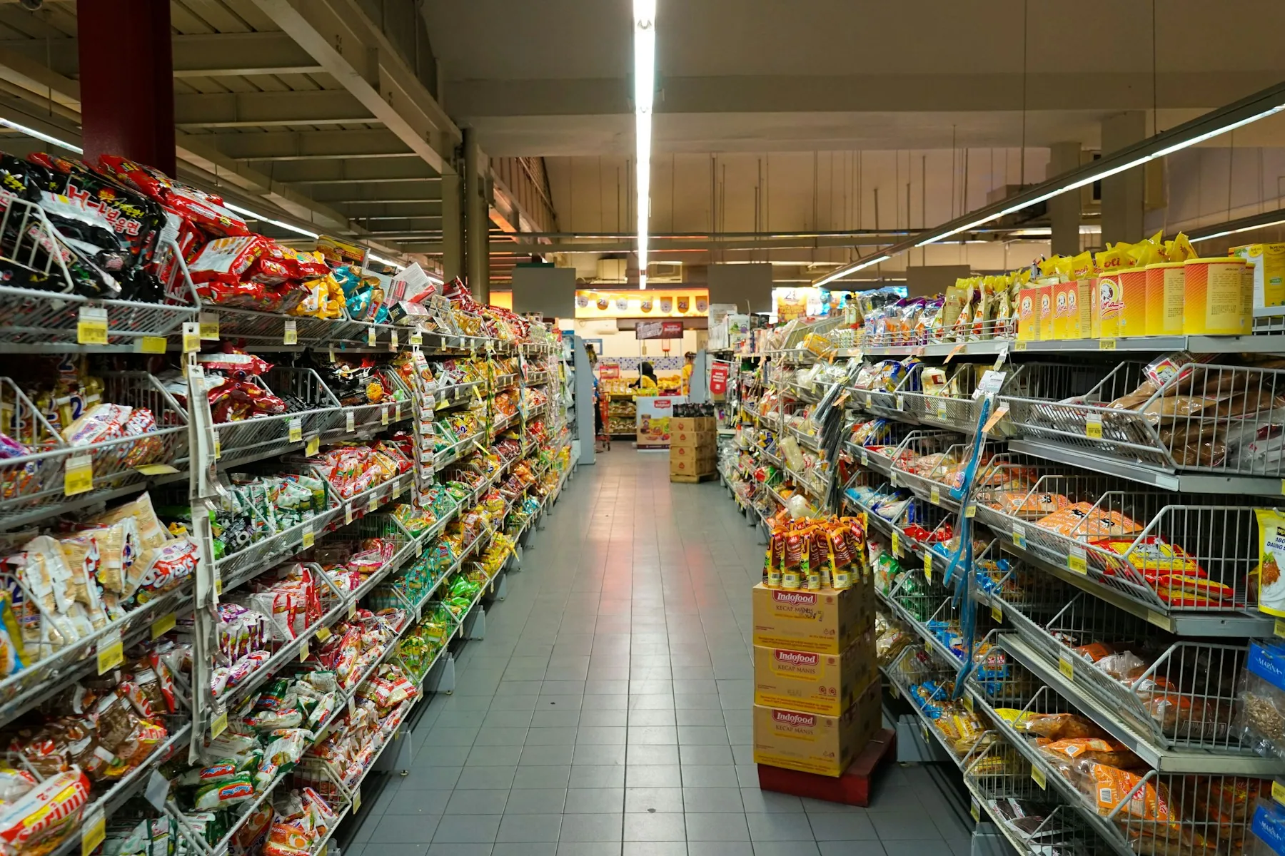 Supermarket Aisle