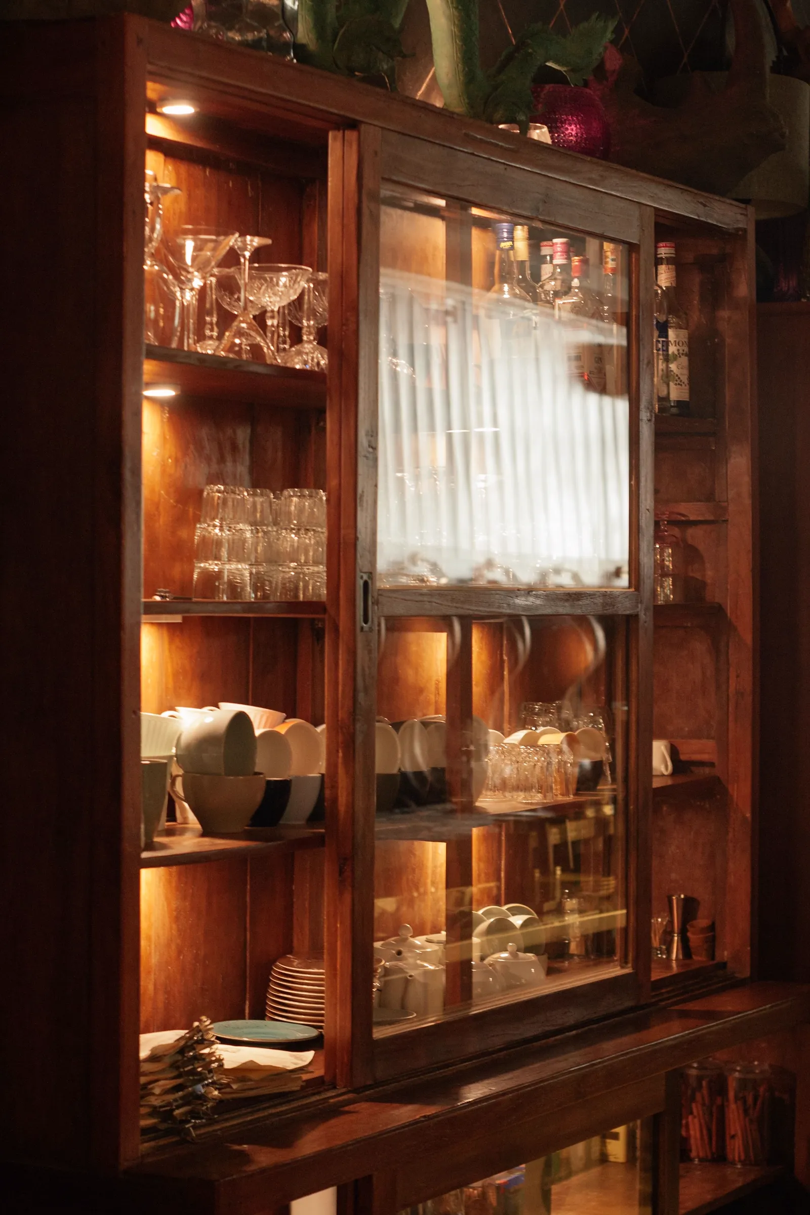 Wooden Crockery Unit